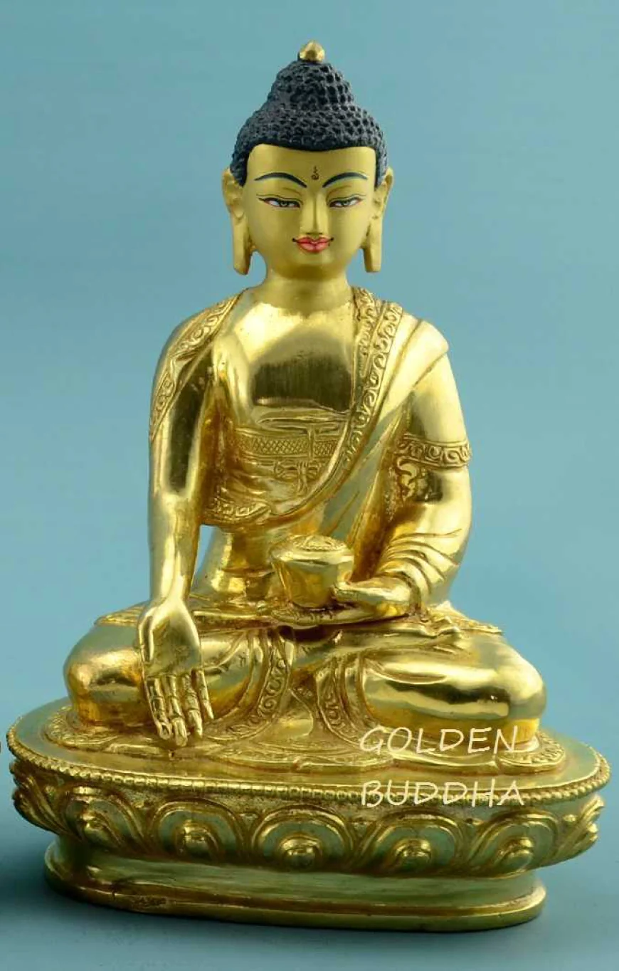 Ratnasambhava Buddha statue in Varada Mudra - Varada Mudra is a gesture of granting blessings or wishes. It is often used to cultivate compassion and generosity